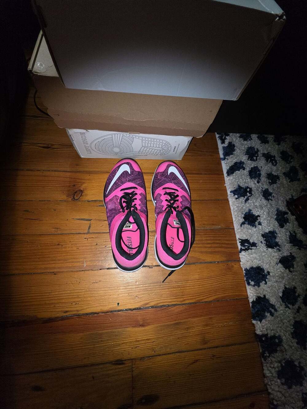 Nike FS Lite Run 3 Women's Pink Black Running Shoes Size 9